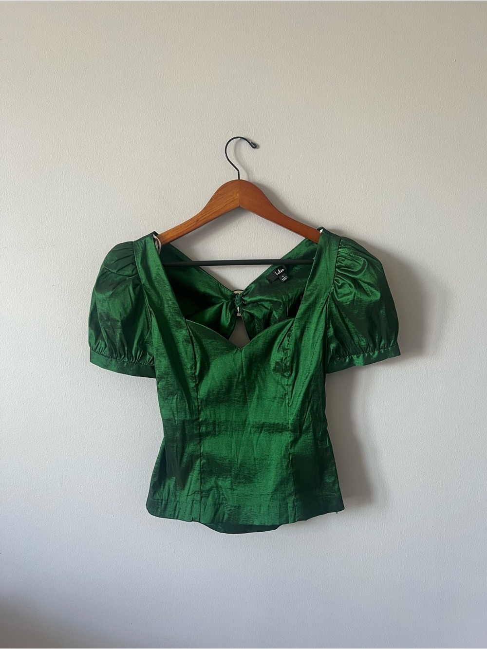 Lulu's Shimmering Emerald Puff Sleeve Top